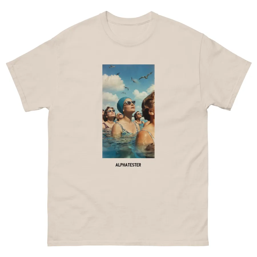 T-shirt beach girls in Natural