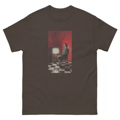 T-shirt red room