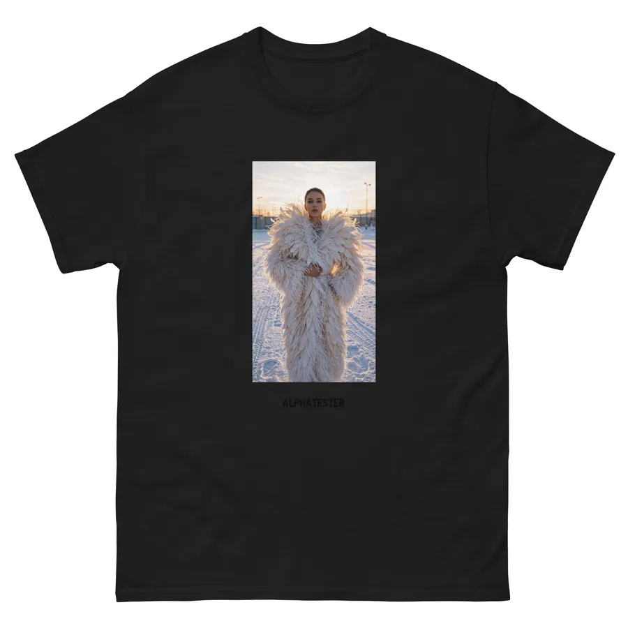T-shirt golden feathered elegance in Black