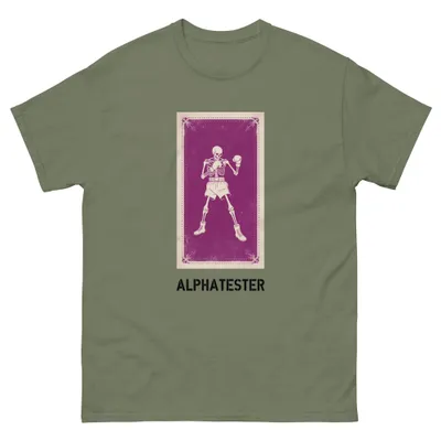 T-Shirt skeleton boxer: Ein Skelett in Boxhandschuhen und Shorts, in Kampfstellung, auf magentafarbenem Grund mit gestricheltem Rahmen.