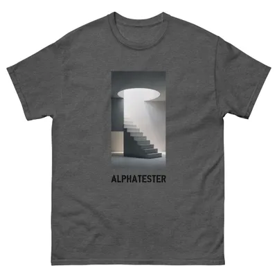 T-Shirt stairs: Eine steile Treppe führt in eine offene, kreisrunde Öffnung.